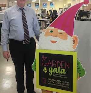 Full-Size-cutout_Garden-Gnome.JPG